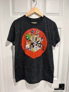 Women’s Looney Tunes Black Speckled Graphic Tee T-Shirt